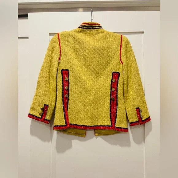 ****SOLD*** Chanel Spring 2006 Runway Yellow Tweed Jacket - Picture 5 of 12
